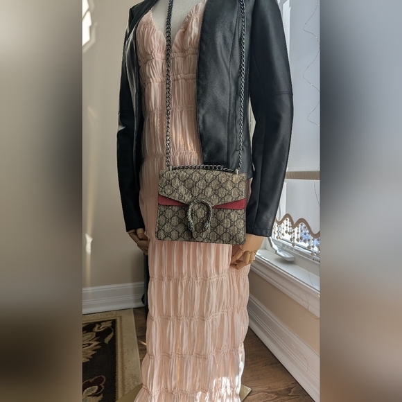 Gucci Dionysus GG Supreme Small Shoulder Bag - Picture 9 of 13